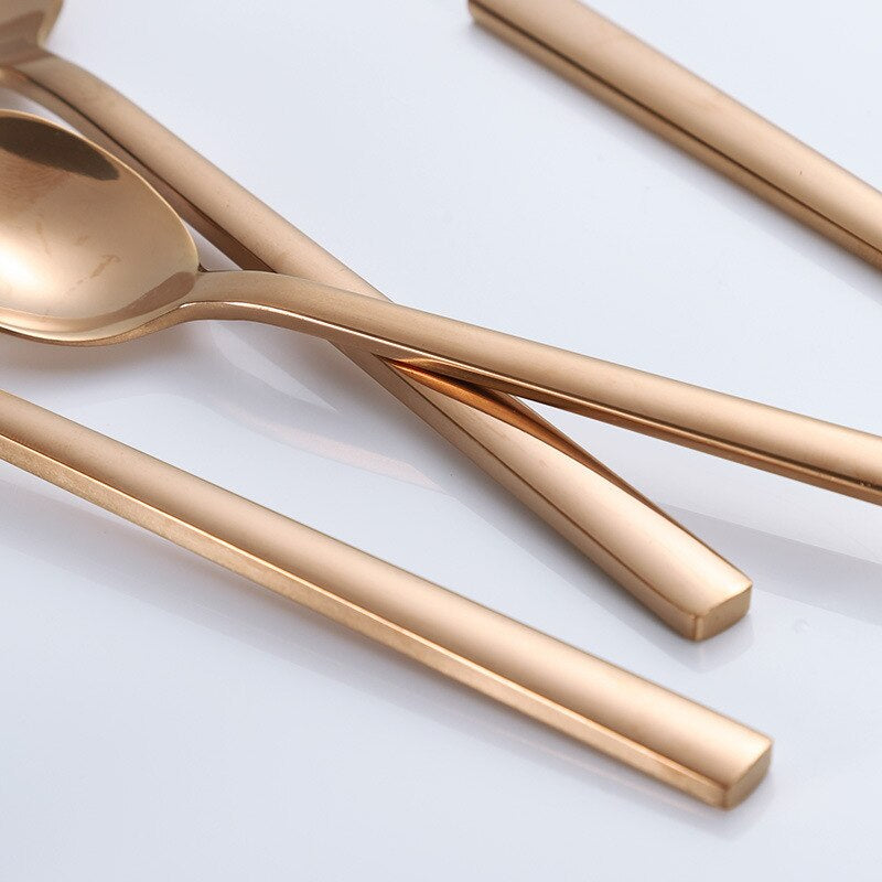 30-teiliges Premium-Besteckset | Edelstahl | Modernes Design | 6 Personen | Langlebig und spülmaschinenfest