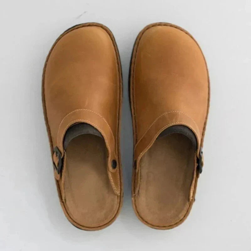 Stützender Lederschuh