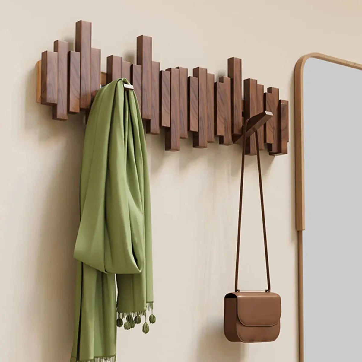 Eleganter Holz-Kleiderbügel im Klavierstil - Walnuss und Buche