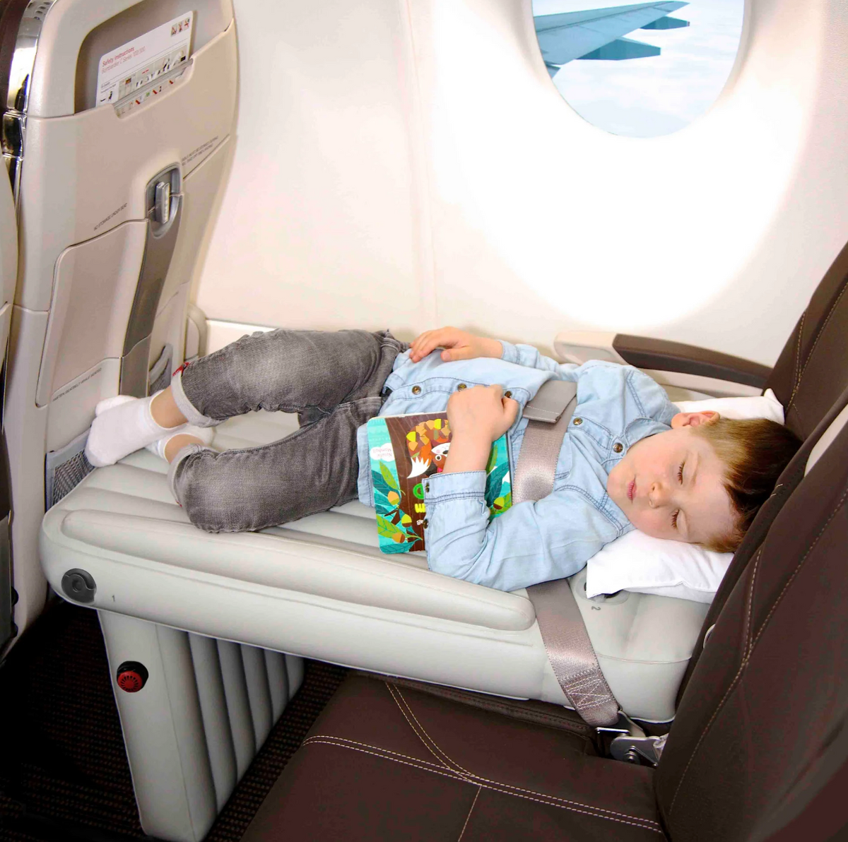 Aufblasbares Flugzeugbett für Kinder – Tragbare Reisematratze fürs Flugzeug