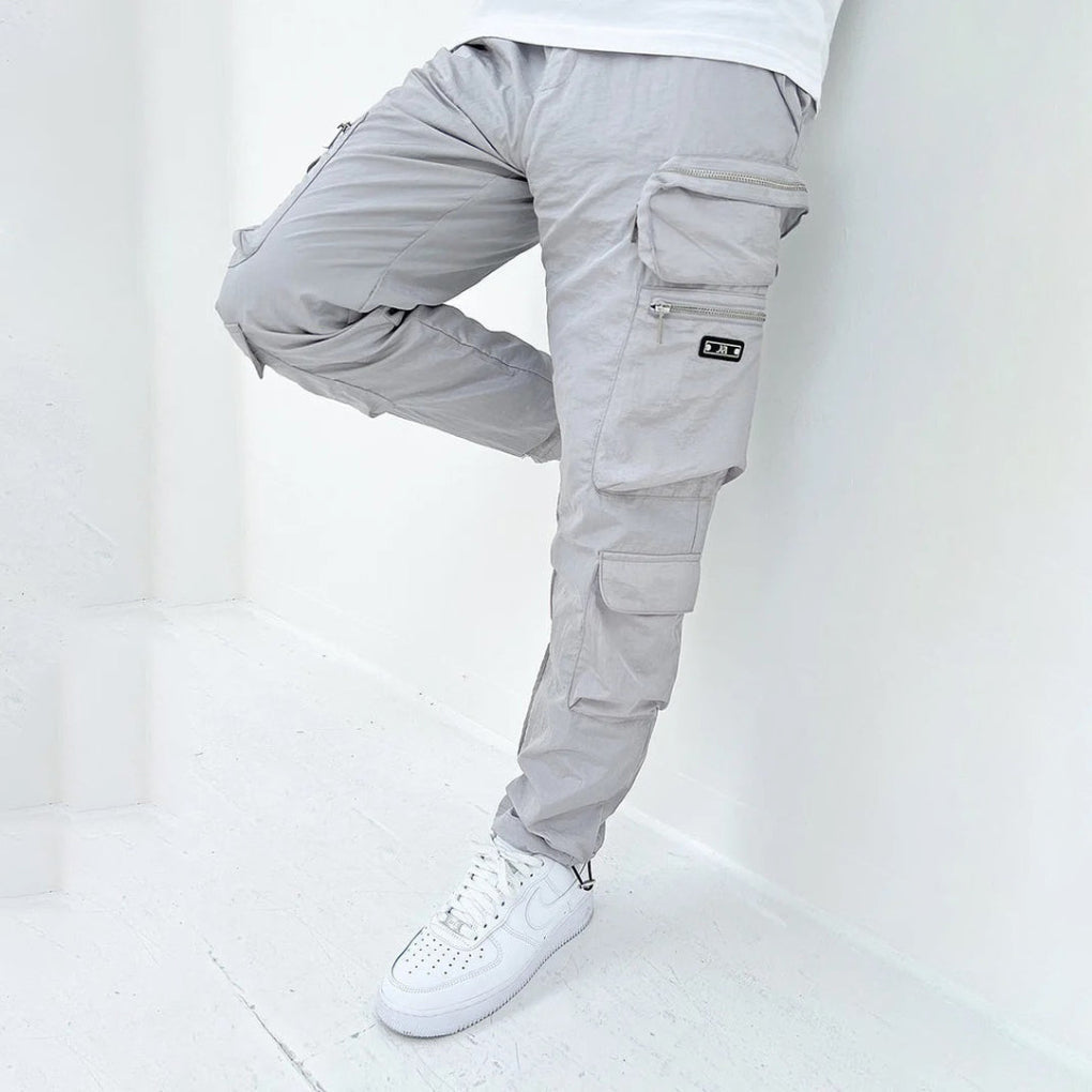 Herren Cargohose mit mehreren Taschen und klassischem Schnitt