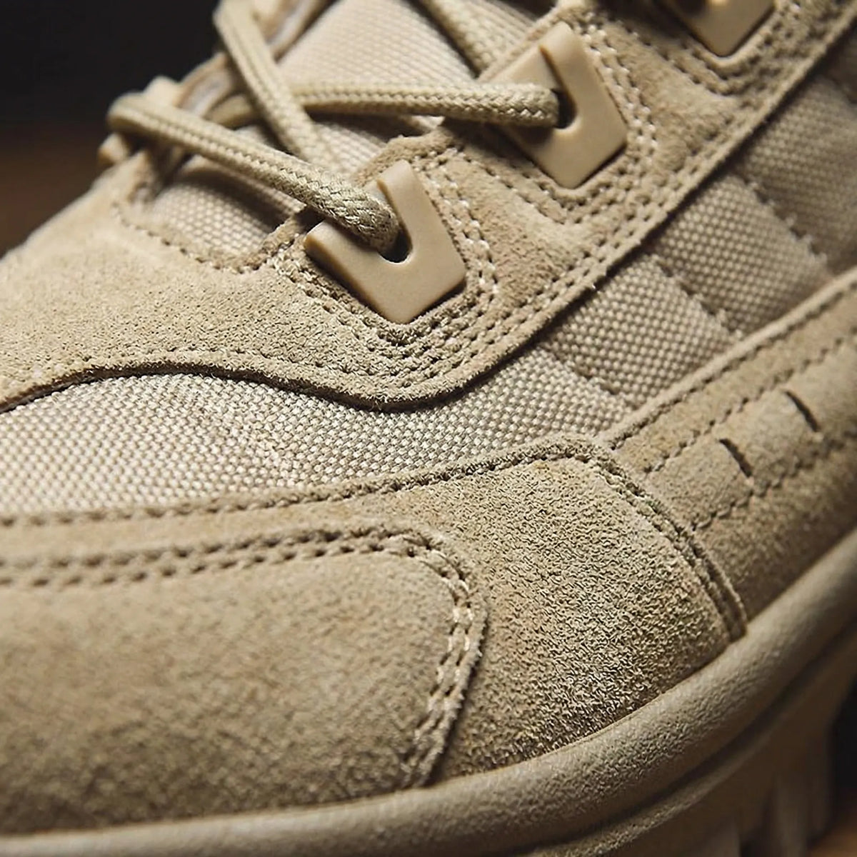 Hohe Herren-Schnürstiefel im Tactical-Stil