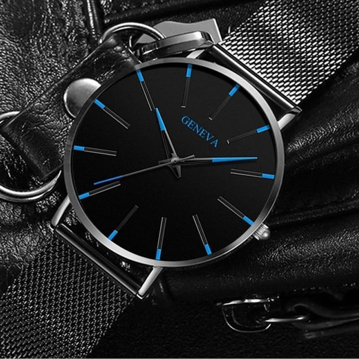 Minimalistische analoge Herrenuhr