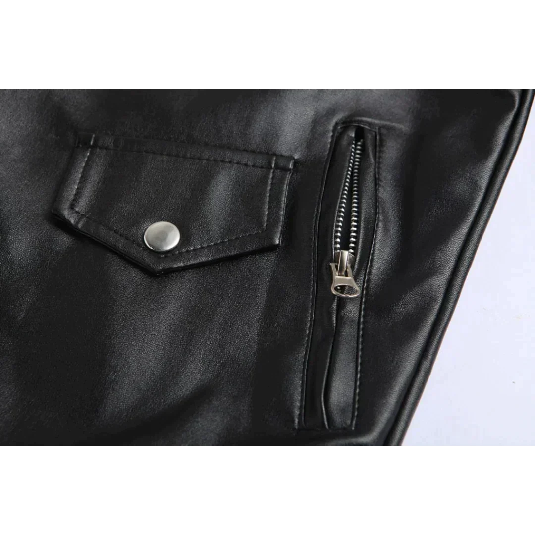 Herren-Motorradjacke mit diagonalem Reissverschluss und Gürtel