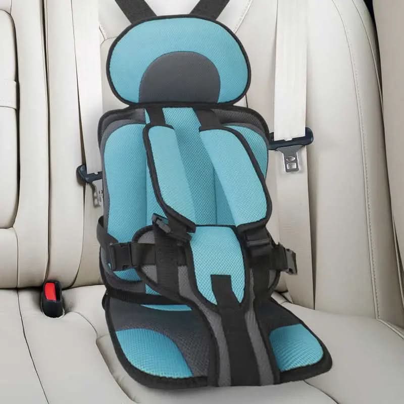 Tragbare Kinder-Sitzerhöhung für das Auto auf Reisen