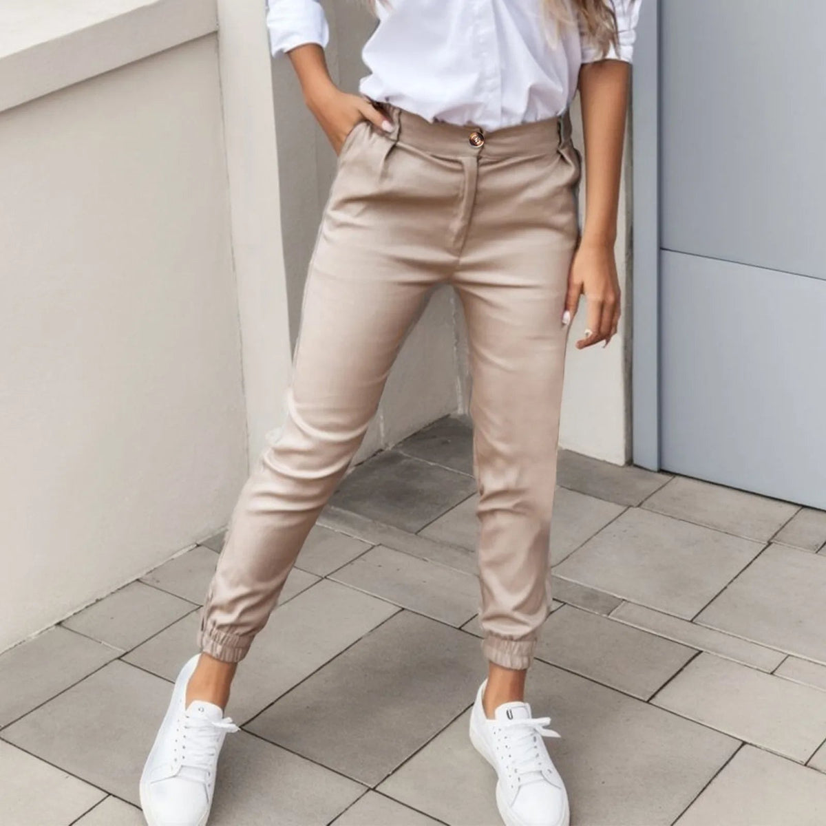 Taillierte Damenhose