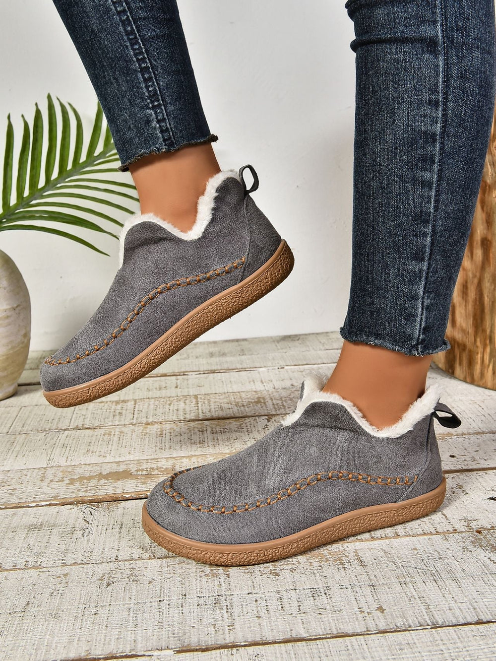 Bequeme Damen-Slipper-Hausschuhe mit warmem Futter