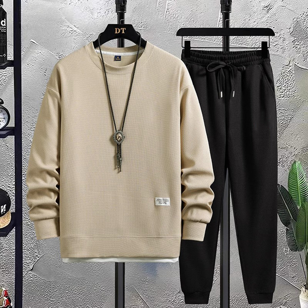 Bequemes, zweiteiliges Athleisure-Set