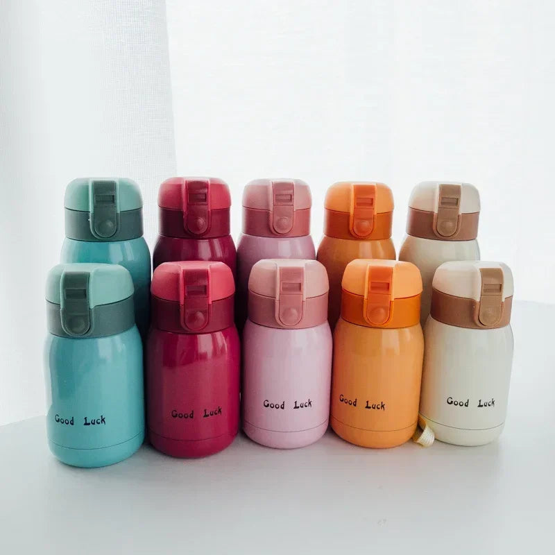 Kleine isolierte Thermosflasche aus Edelstahl