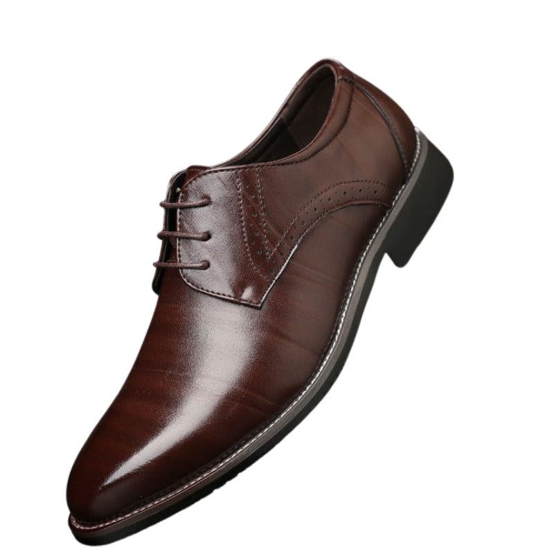 Klassische Oxfordschuhe mit leichter Sohle