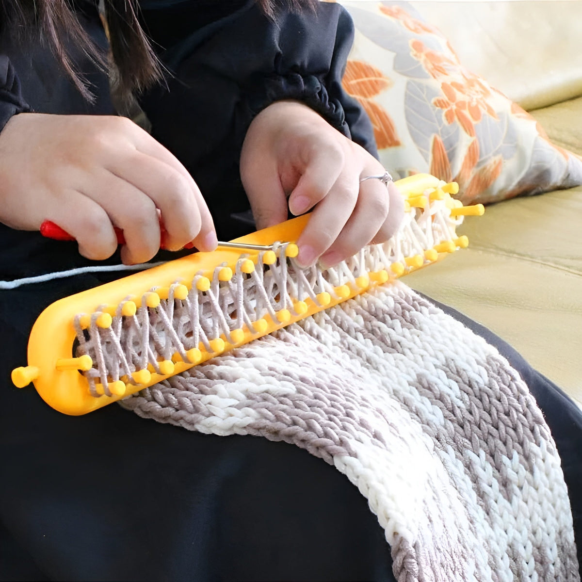 Strickrahmen: Einfaches, tragbares Handarbeiten ohne Stricknadeln