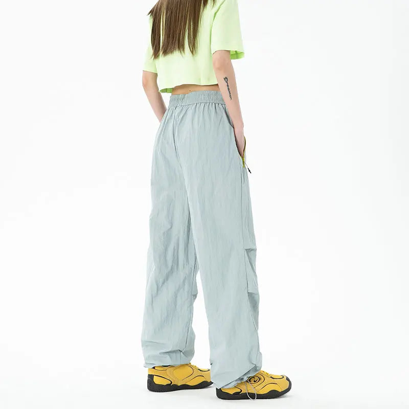 Locker geschnittene Wanderhose