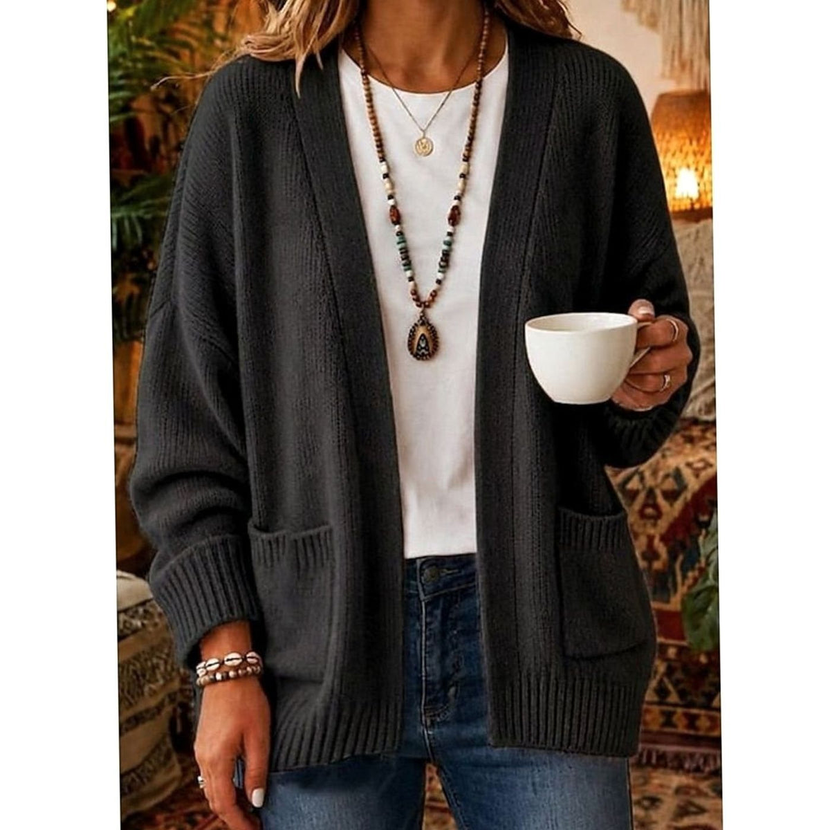 Lockere offene Damen-Strickjacke mit Taschen