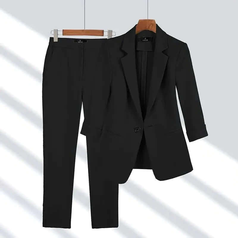 Elegantes tailliertes Damen-Hosenanzug-Set