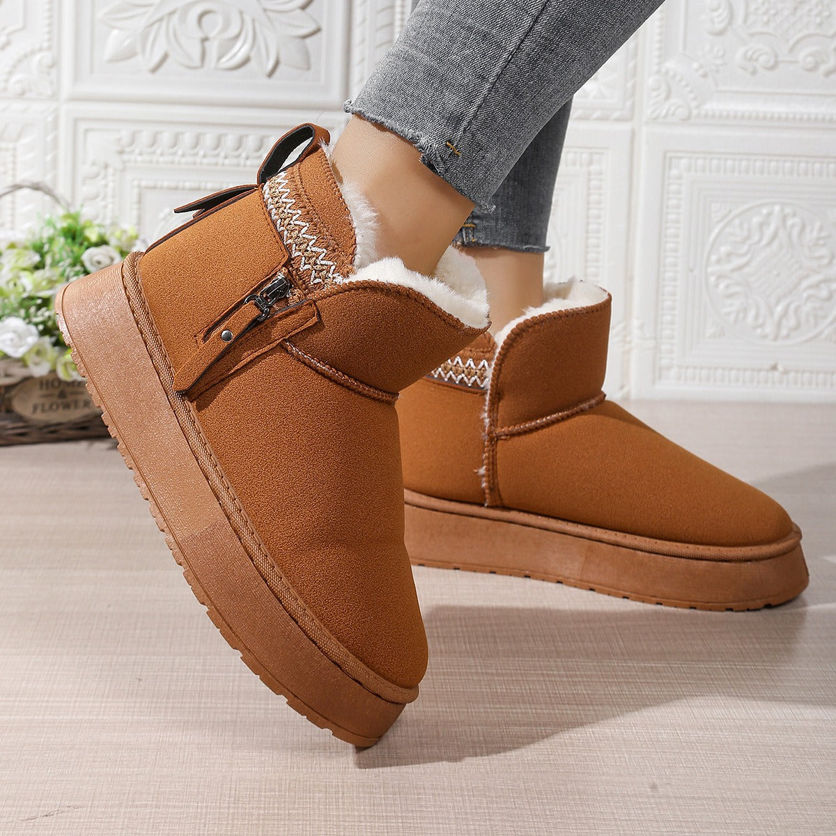 Damen-Schneestiefel - Wasserabweisend - Mit warmem Futter - Dicke Sohle - Mit Reissverschluss - Knöchelhoch