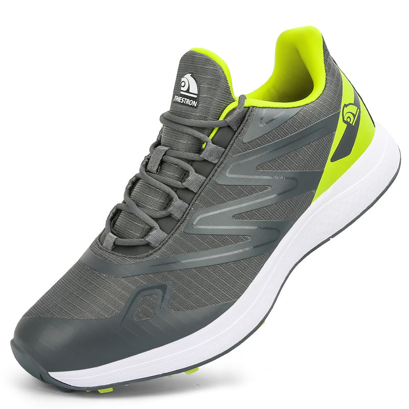 Extrem leichter und griffiger Golfschuh