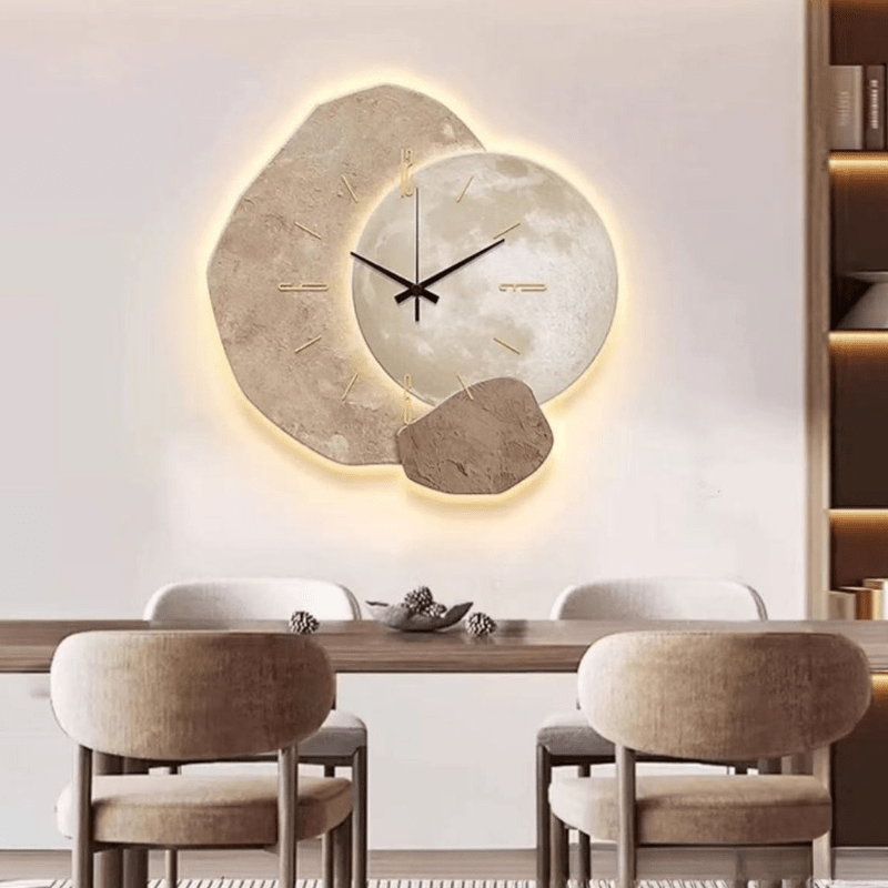 Stilvolle skandinavische Wanduhr mit lautlosem Uhrwerk