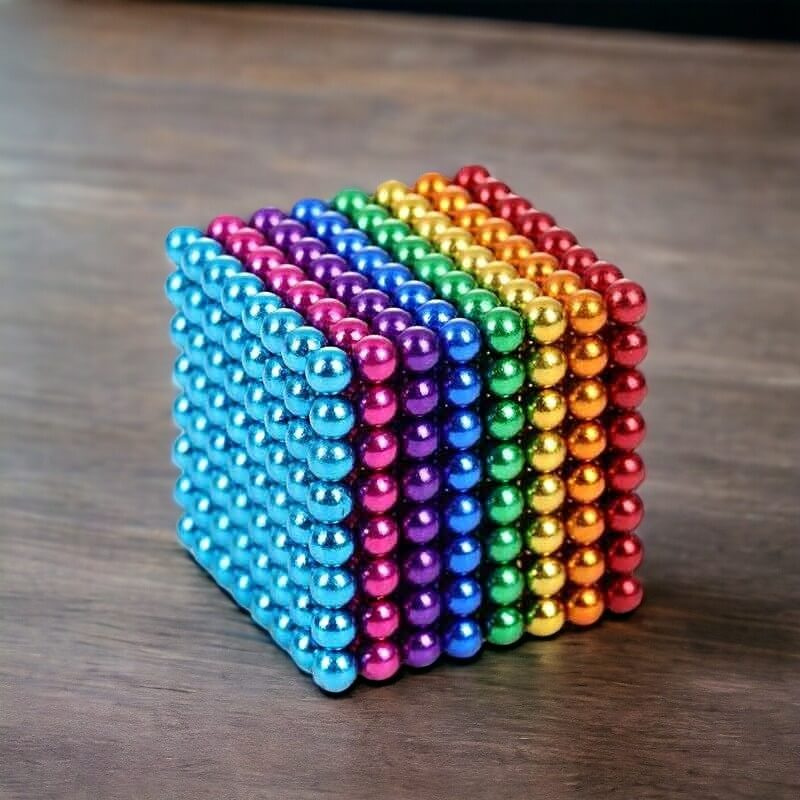 Bunte Magnetkugeln im Set