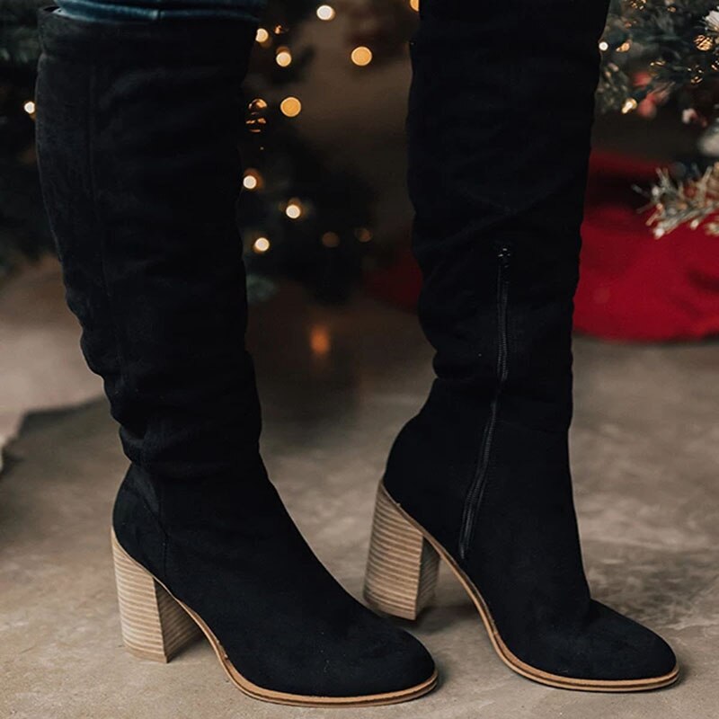 Knielange, geraffte Damenstiefel - Mit seitlichem Reissverschluss