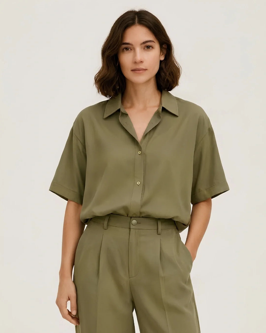 WOMEN'S TOPS
