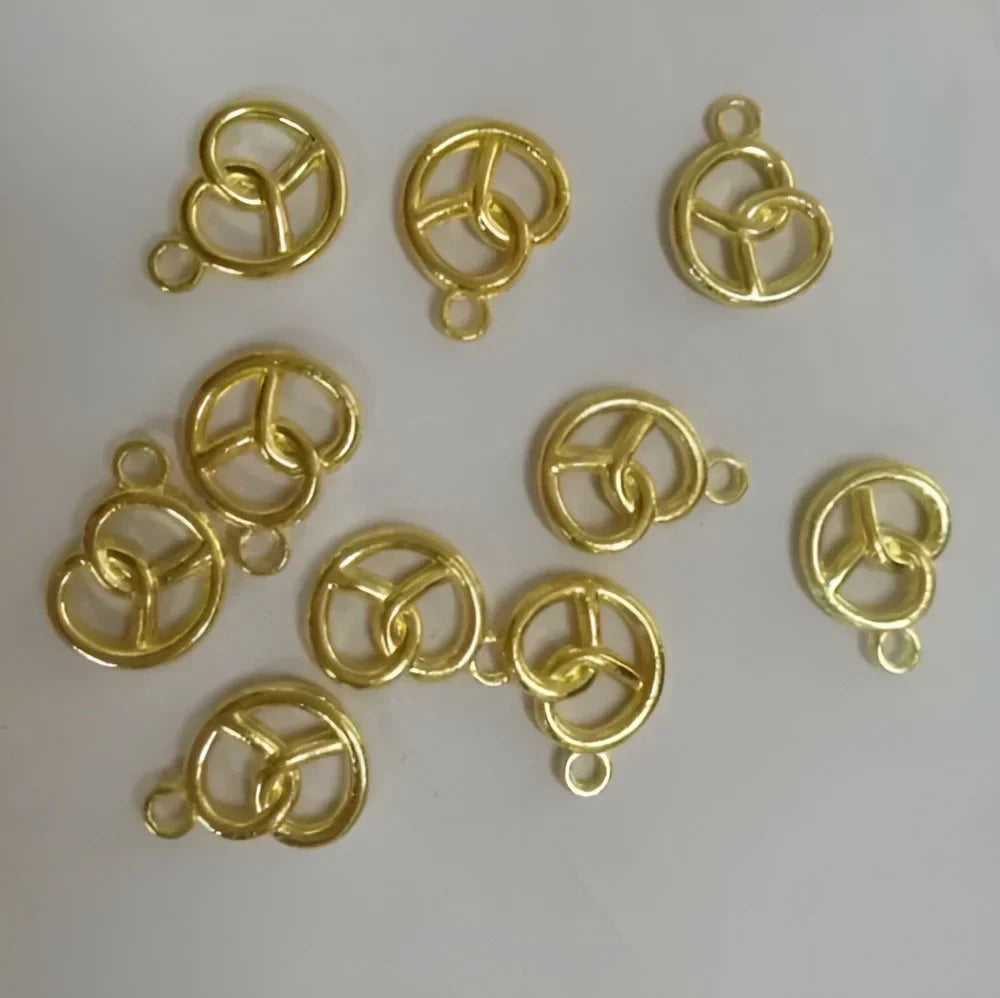 30 Stück Mini-Brezel-Anhänger – Oktoberfest 2026 Anhänger