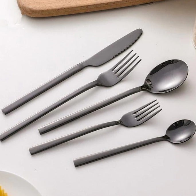 30-teiliges Premium-Besteckset | Edelstahl | Modernes Design | 6 Personen | Langlebig und spülmaschinenfest