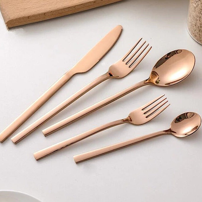 30-teiliges Premium-Besteckset | Edelstahl | Modernes Design | 6 Personen | Langlebig und spülmaschinenfest