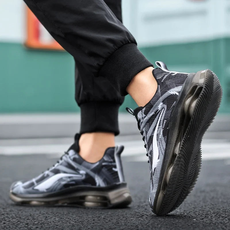 Niedrig geschnittene Basketballschuhe
