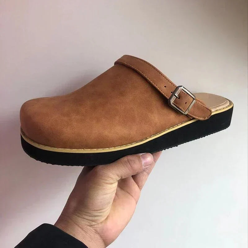 Stützender Lederschuh