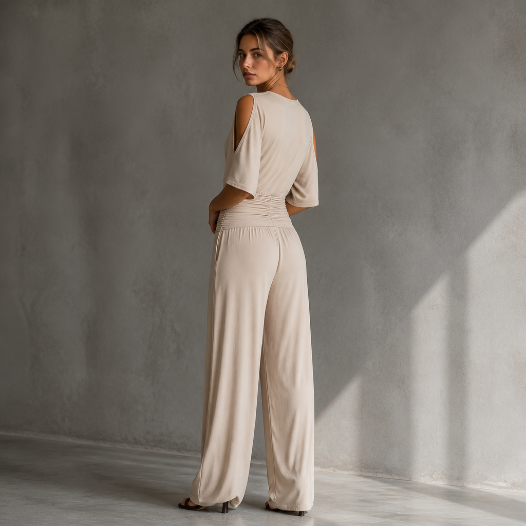 Jumpsuit in Wickeloptik mit tailliertem Schnitt