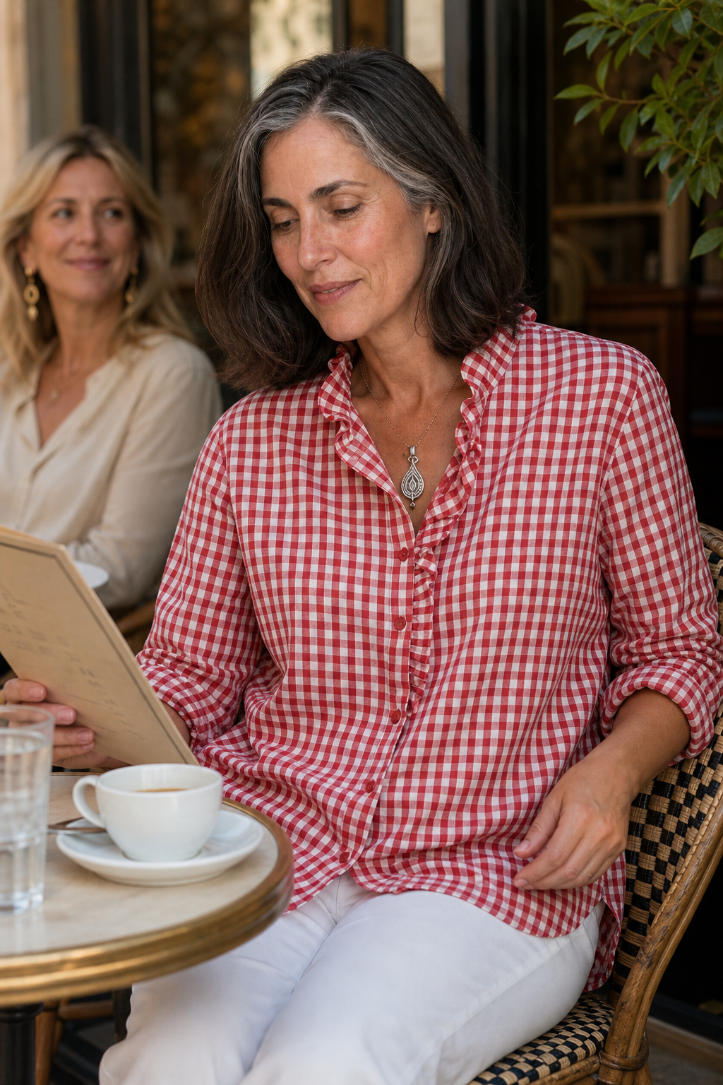 Bluse mit Rüschenkragen und Karomuster