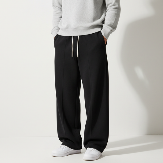 Weit geschnittene, lange Trainerhose