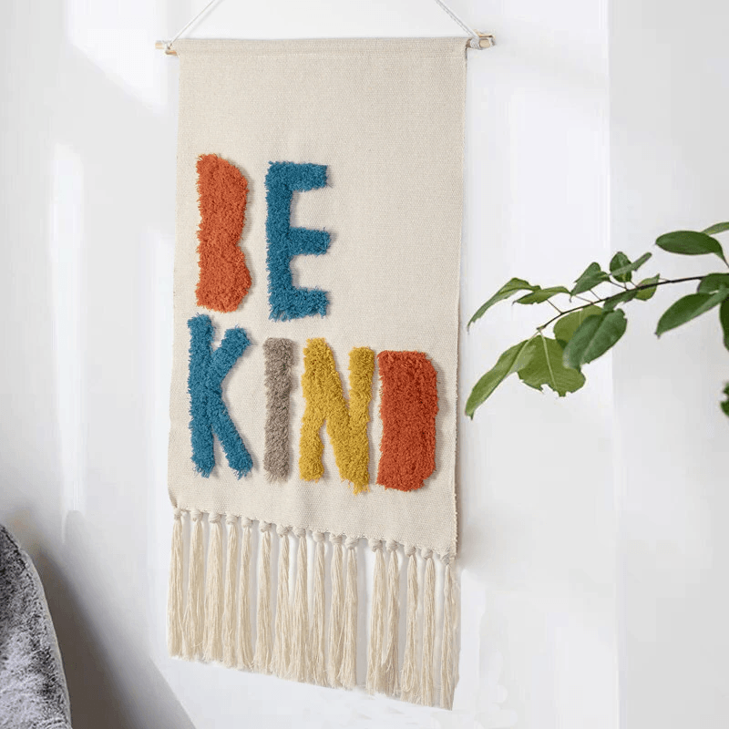 Boho geometrische Wanddekoration mit Fransen