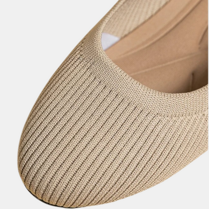 Glückliche Ballerina