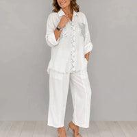 Set aus Hemd mit glitzernder Tasche und Hose mit weitem Bein