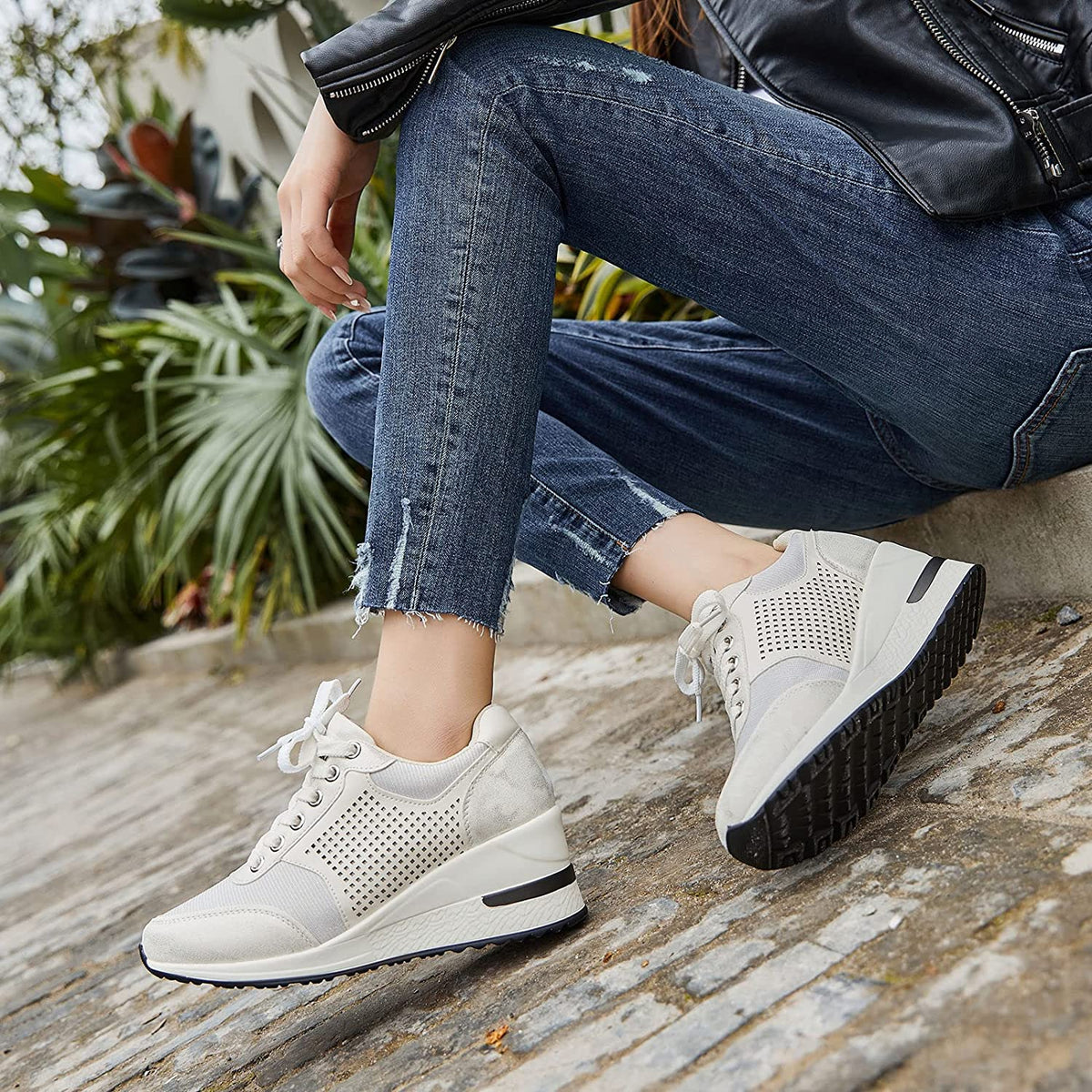 Hübsche herbstliche Keilschuhe