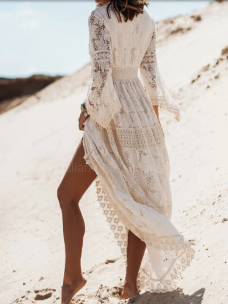 Damen-Maxikleid mit langen Ärmeln und Spitze