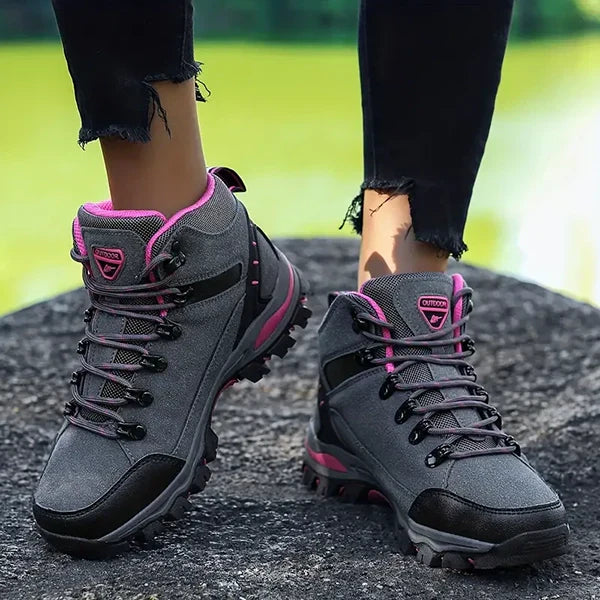 Damen-Winterwanderschuhe mit weiter Passform und Fussgewölbestütze