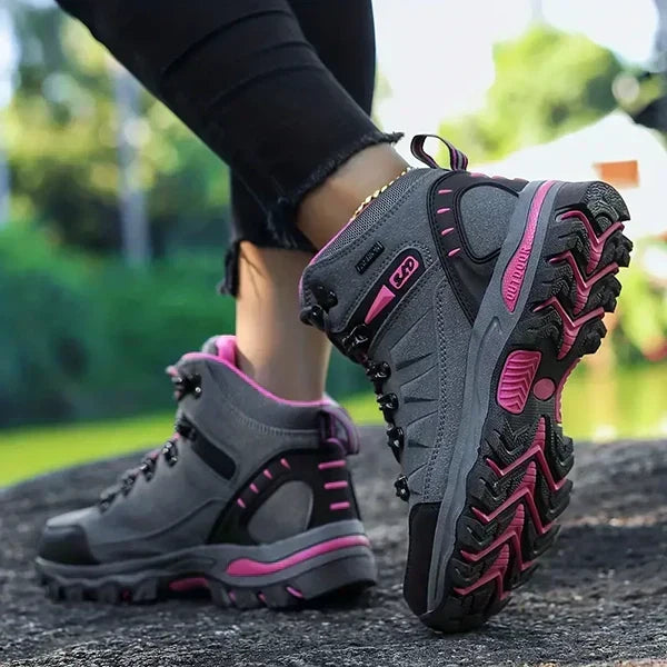 Damen-Winterwanderschuhe mit weiter Passform und Fussgewölbestütze