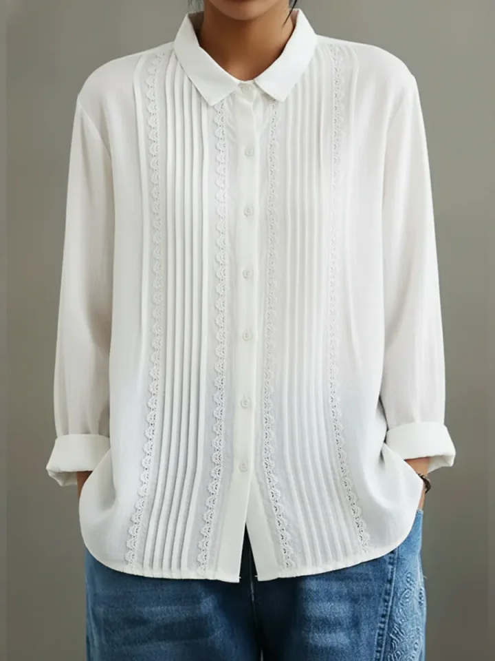 Damenbluse mit Knopfleiste