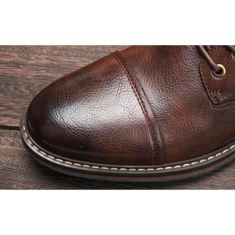 Modische Herren-Stiefeletten mit seitlichem Reissverschluss