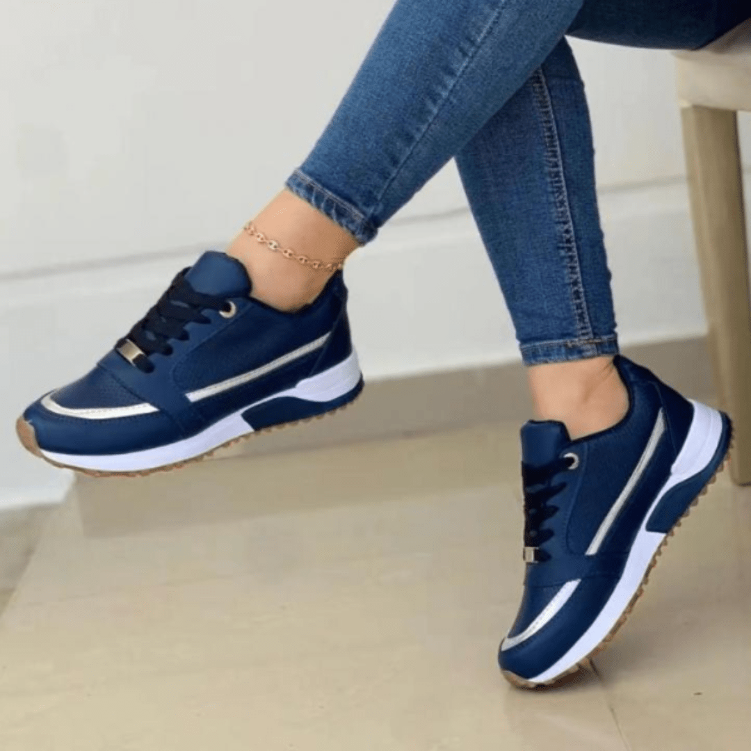 Modischer Damen-Sneaker zum Schnüren