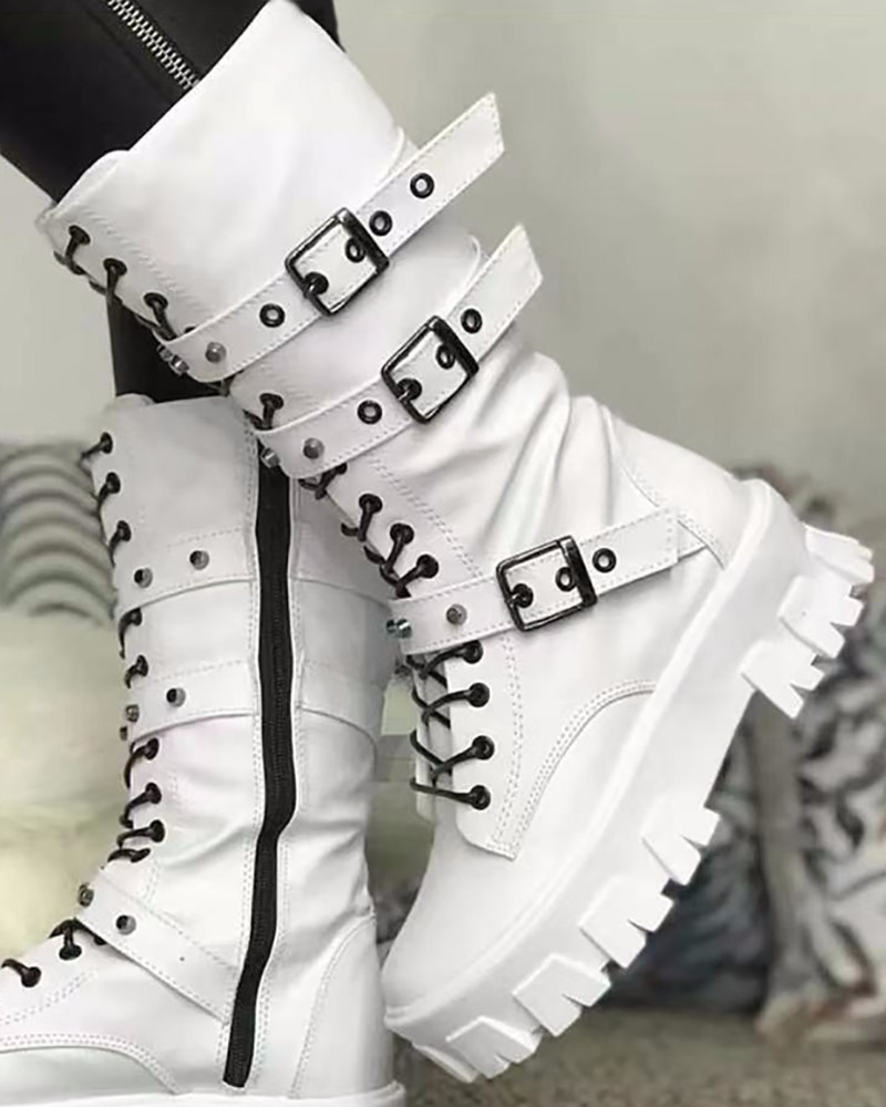 Modische Damenstiefel mit Reissverschluss und Schnallen