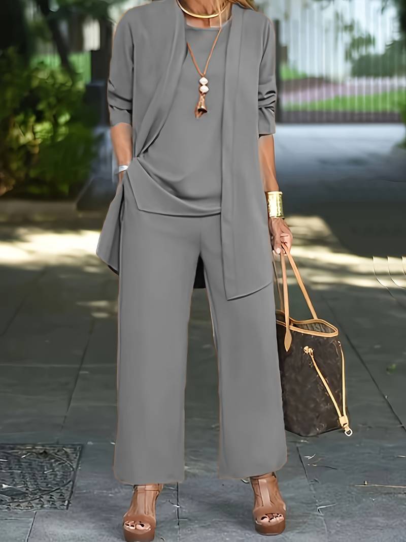 Elegantes Damen-Set mit weiter Hose und Strickjacke