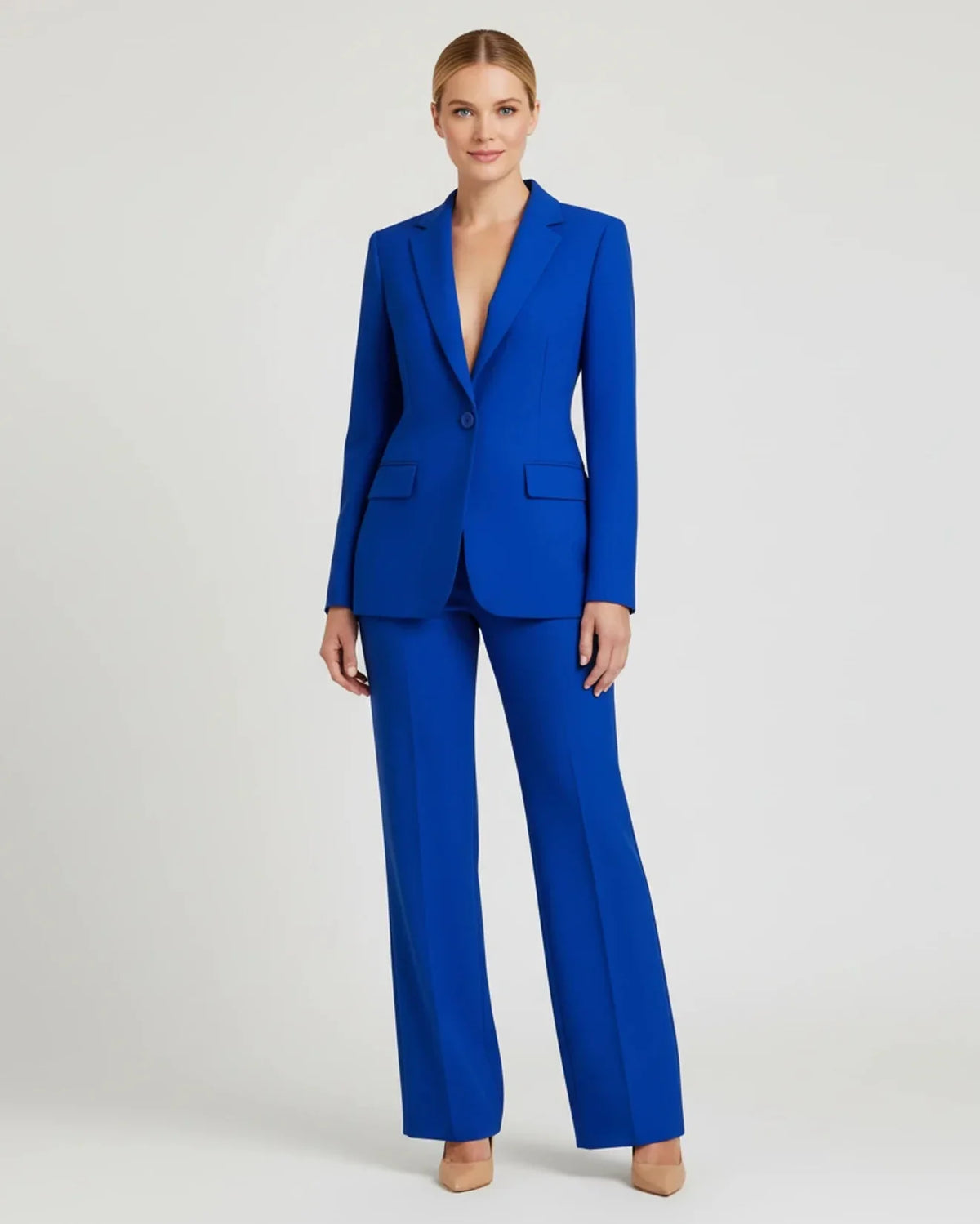 Eleganter Damen-Hosenanzug mit tailliertem, langem Blazer
