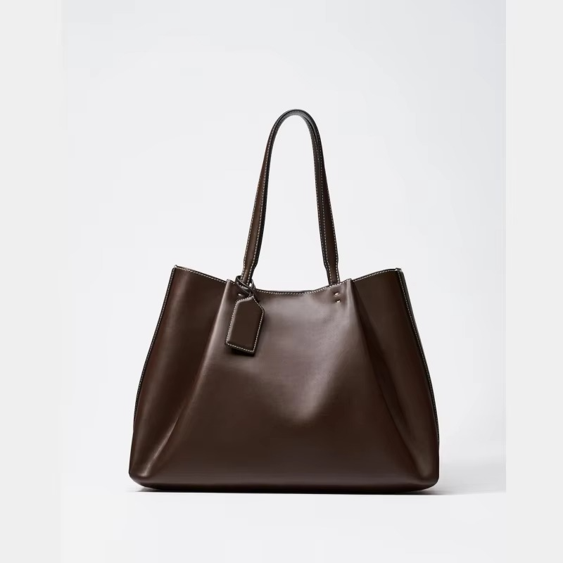 Elegante Damentasche mit stilvoller Schnalle und Muster – perfekt für feierliche Anlässe