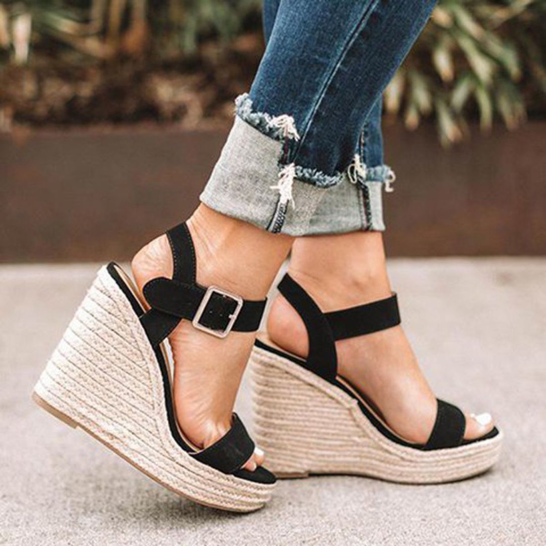 Elegante Damen-Keilsandale – Komfort und Stil
