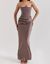 Elegantes trägerloses Maxikleid für Hochzeiten und Galas