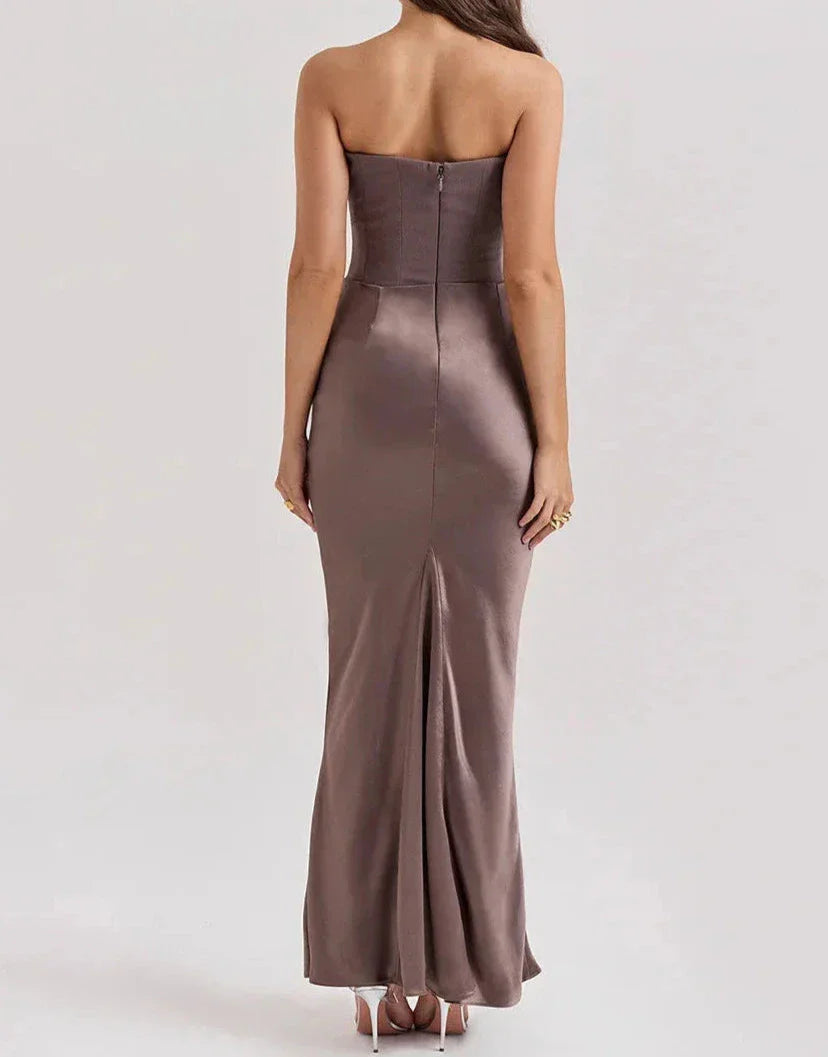 Elegantes trägerloses Maxikleid für Hochzeiten und Galas