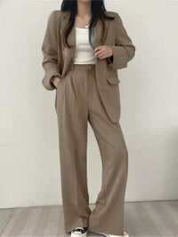 Elegantes Set – Blazer und Hose